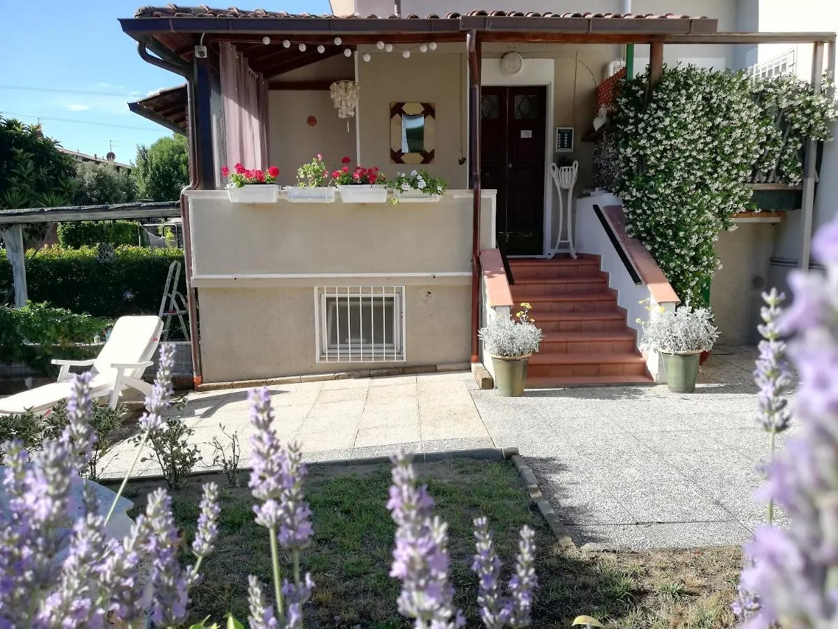 Casa Wilma Vacanze Villa Tirrenia Italy